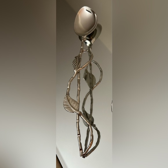 NWOT Set of 2 Silver Salad Serves, Dinnerware, Kitchen Servers, Leaves Design. - Picture 5 of 7